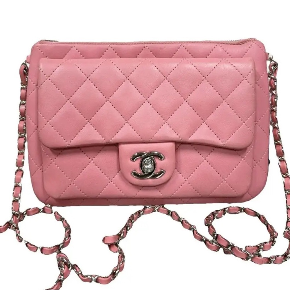 Chanel Pre-Owned Timeless/Classique Leather Crossbody